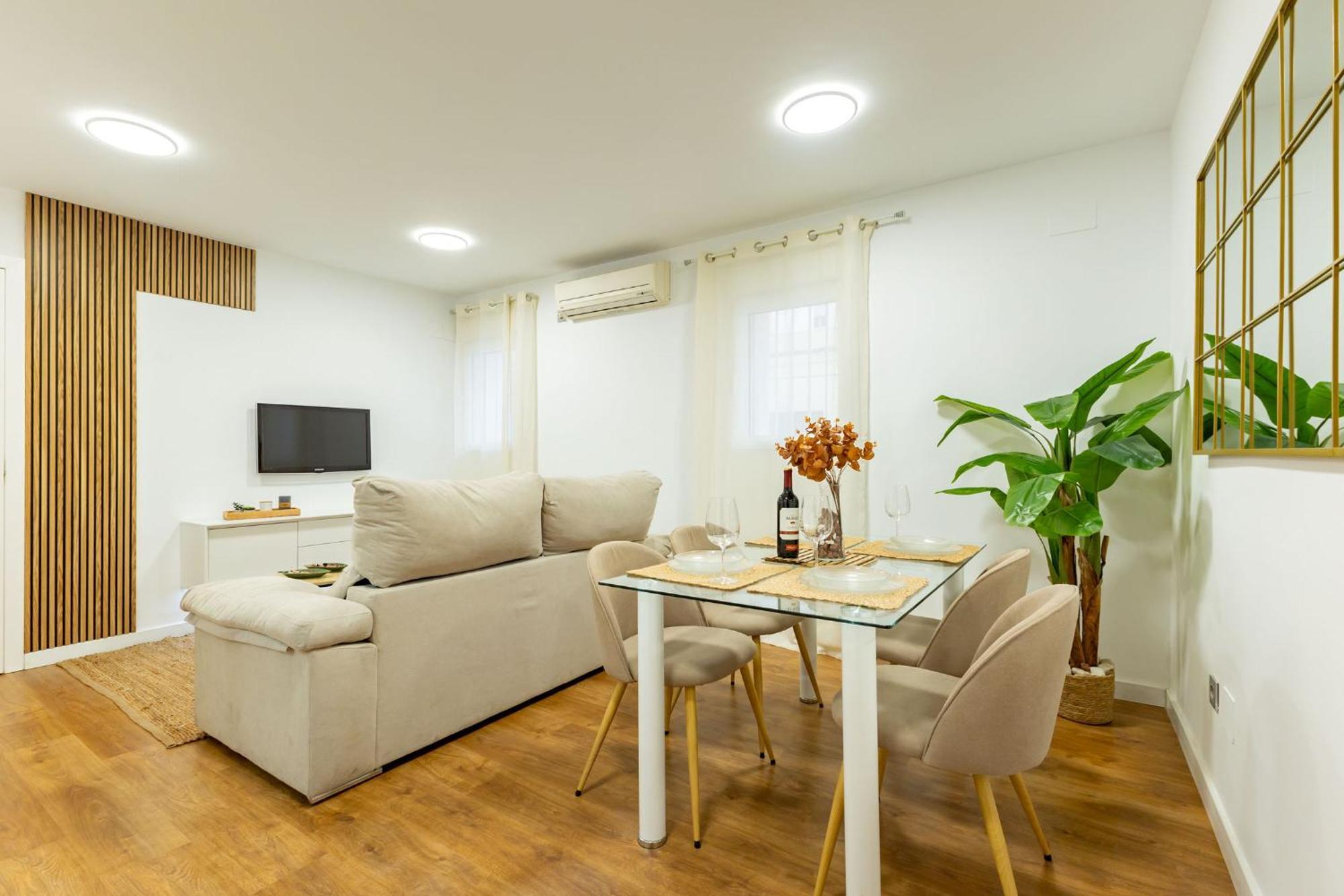 El Refugio De Emma Apartment Seville Luaran gambar